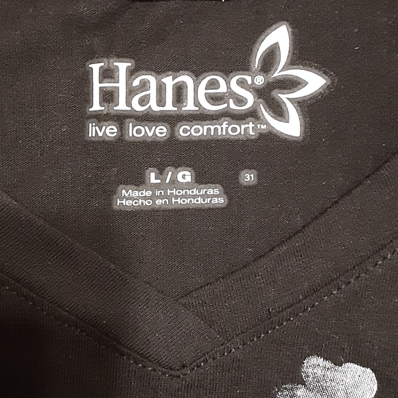 NWOT Black Hanes Floral Pattern T-Shirt Size L - Picture 6 of 7